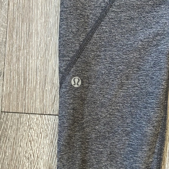 Lululemon Inspire Tight leggings size 10 in gray workout pants - Picture 7 of 7